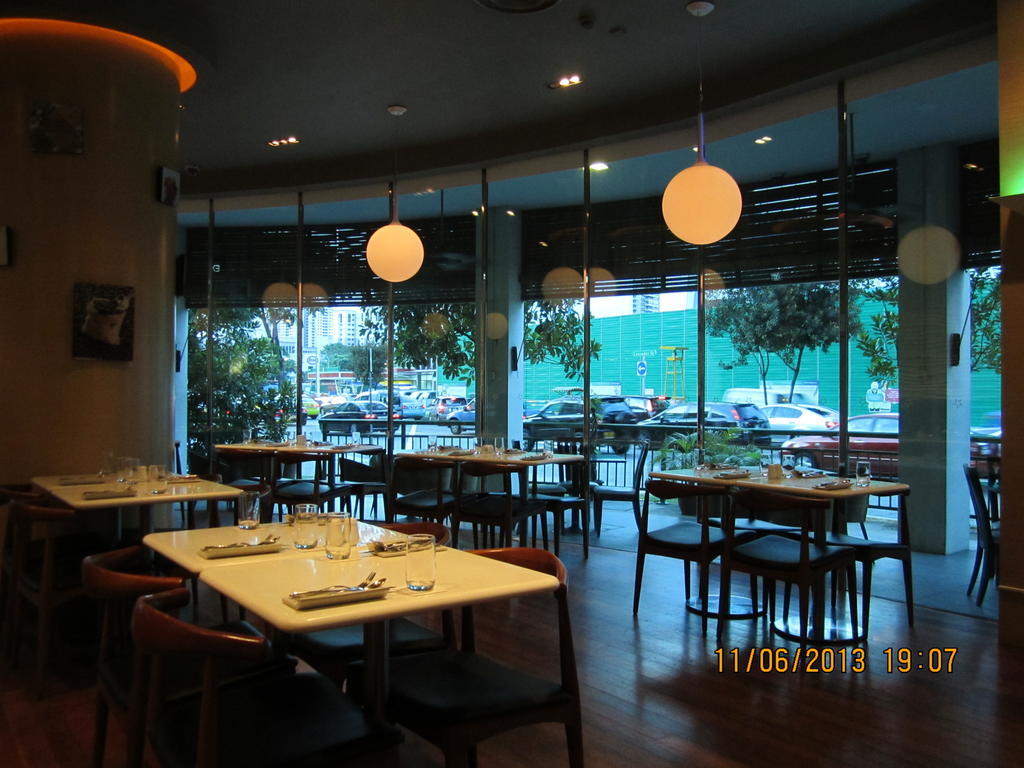 Aqueen Hotel Lavender Singapore Buitenkant foto